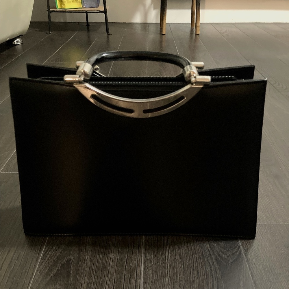 Beautiful and elegant black faux-leather purse- like new!